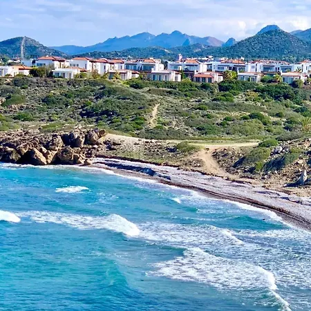 Boho 公寓 Akanthou